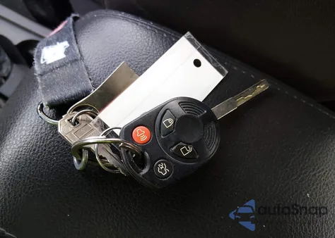 2015 Ford Focus Se z USA, uszkodzony, nr VIN 1FADP3F23FL276290